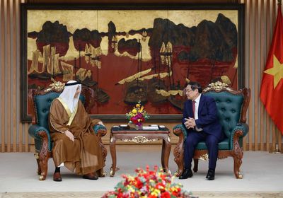 سفير الإمارات في فيتنام يبحث تعزيز التعاون المشترك مع رئيس الوزراء