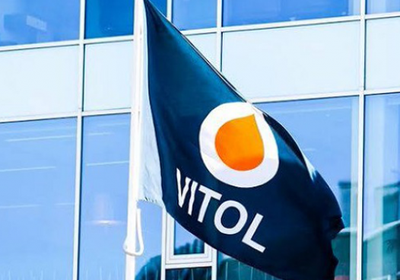 "فيتول": أسواق النفط تترقب إعادة فتح مضيق هرمز