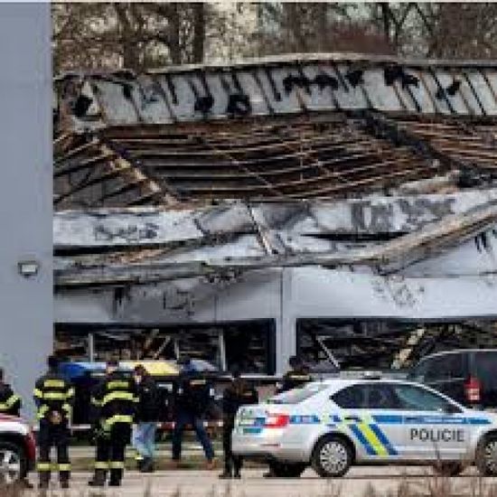 التشيك: إلقاء القبض على 3 مشتبه بهم في حريق مجمع باردوبيتسه