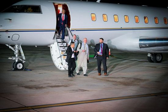 الإمارات تستضيف عملية الإفراج عن مواطن أمريكي من أفغانستان