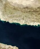 "ذا تايمز": بريطانيا تقود تحركات دولية واسعة لفتح مضيق هرمز