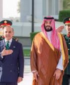 رئيس وزراء باكستان يؤكد وقوف بلاده بجانب السعودية