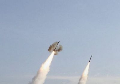 الدفاعات الجوية الكويتية تتصدى لهجمات صاروخية معادية