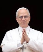 بابا الفاتيكان يطالب بوقف الحرب وتحقيق السلام