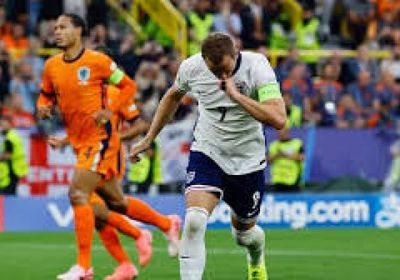 تألق بروبي في إنجلترا يفتح له طريق المنتخب الهولندي من جديد