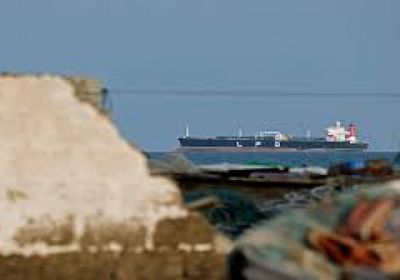 ناقلة تايلاندية تعبر مضيق هرمز بأمان بعد محادثات مع إيران