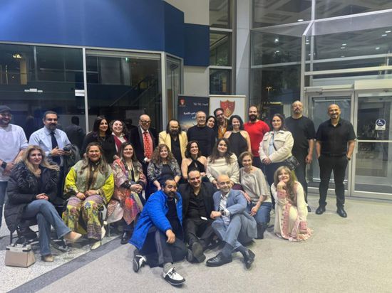 نادر أبو الليف يشارك في عرض مسرحية "مدرسة المهاجرين" بكندا