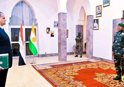 السفير المصري الجديد يقدم أوراق اعتماده لرئيس النيجر