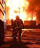 السيطرة على حريق بإحدى المنشآت في البحرين