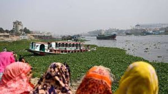 غرق حافلة في نهر ببنجلادش يودي بحياة 24 على الأقل