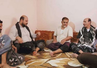 رئيس انتقالي حضرموت يتفقد أسر شهداء الثورة الجنوبية في المكلا