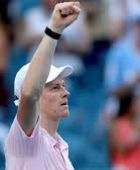 سينر يتجاوز تيافو دون عناء ويتأهل لقبل نهائي ميامي