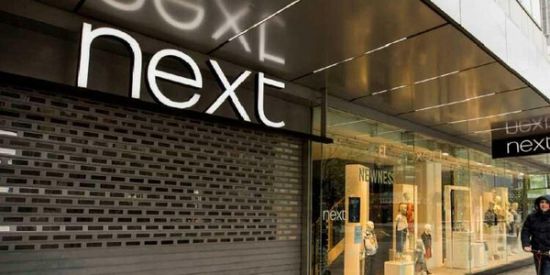 "نكست" البريطانية تحذر من تداعيات الحرب على نمو مبيعاتها