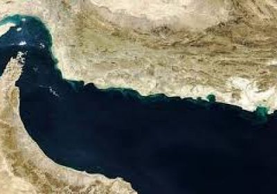 الصين: المحادثات ستساعد في استئناف الملاحة عبر مضيق هرمز