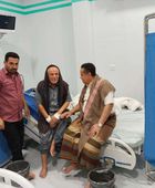 الحالمي يطمئن على الحالة الصحية لرئيس "انتقالي الضالع" 