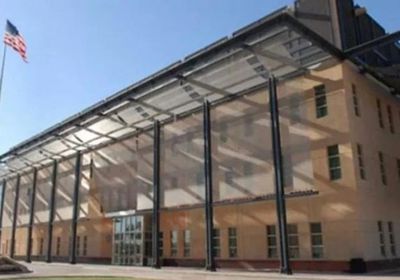 الدفاعات العراقية تتصدي لهجوم بمسيرتين على السفارة الأمريكية في بغداد