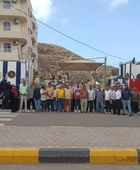 كوادر أمانة "الانتقالي" تواصل وقفاتها الاحتجاجية أمام مقر المجلس