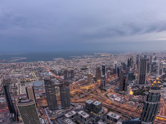 قطاع العقارات الإماراتي يتألق بمشاريع ملياريه