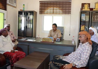 رئيس انتقالي سقطرى يستعرض التطورات على مستوى المحافظة