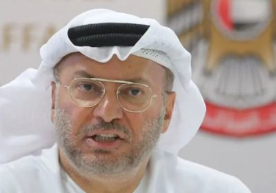 مستشار رئيس الإمارات: خطاب الإعلام الرسمي الإيراني تعبوي ساذج