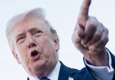 "الرد سيأتي قريباً".. ترامب يعلق على استهداف أكبر مصفاة نفط في إسرائيل