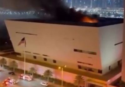 الشارقة تتعامل مع حادث ناجم عن استهداف مبنى بالوسطى