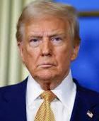 ترامب ينشر عبر منصته فيديو لانفجارات هزت أصفهان