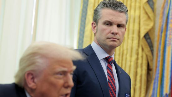 البنتاجون ينفي استثمار وزير الدفاع بشركات السلاح