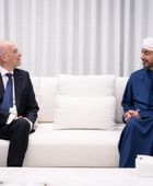 عبدالله بن زايد يستقبل وزير الدفاع اليوناني