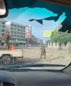 بتوجيهات سعودية.. قوات أمنية تمنع المواطنين من دخول المعلا والتواهي