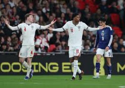 اليابان مفعمة بالثقة قبل كأس العالم بعد فوزها على إنجلترا