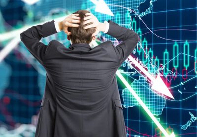 خبراء يرفعون توقعات التضخم الأمريكي ويحذرون من الركود