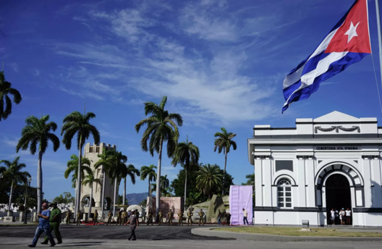 روسيا: استئناف الرحلات الجوية بالكامل مع كوبا فور انتهاء أزمة الوقود