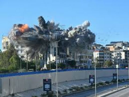 فنان لبناني يقاضي إسرائيل في فرنسا بتهمة ارتكاب "جرائم حرب" في بيروت