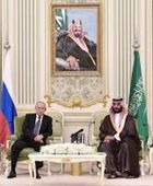 ولي العهد السعودي يناقش في اتصال مع بوتين المخاطر على الأمن البحري