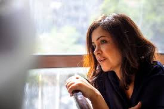 فيروز كراوية تطرح أغنيتها الجديدة "حب ساعة" على المنصات الموسيقية