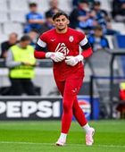 يانيس بن شاوش على رادار 8 أندية أوروبية وقطرية قبل ميركاتو الصيف