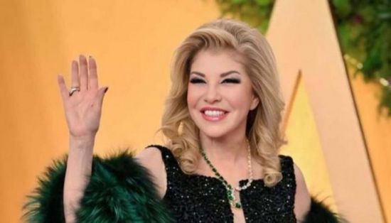 هالة سرحان تلمح إلى عودتها المرتقبة إلى الساحة الإعلامية