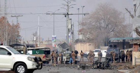 مصرع وإصابة 18 شخصاً إثر هجوم انتحاري شمالي باكستان