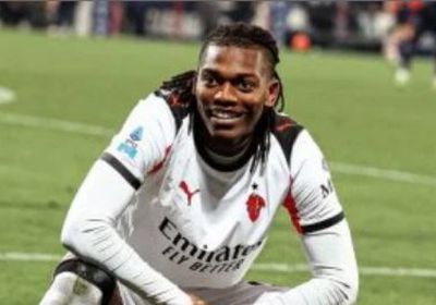 ميلان يستعيد لياو قبل قمة نابولي في الدوري الإيطالي