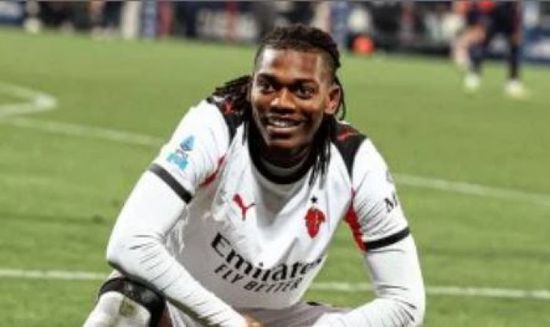 ميلان يستعيد لياو قبل قمة نابولي في الدوري الإيطالي