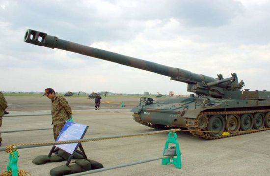 الناتو يسلم أوكرانيا دفعة من مدافع هوتزر الأمريكية