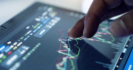 "مورجان ستانلي" يخفض تصنيف الأسهم العالمية ويوصي بالتحوط