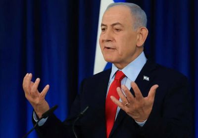 نتنياهو يعلن استهداف مصانع بتروكيماويات في إيران