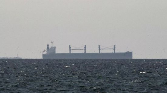 لأول مرة منذ الحرب.. ناقلتان يابانيتان تعبران مضيق هرمز