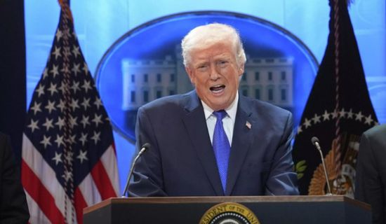 ترامب يعلن عدد الجنود المشاركين في إنقاذ طيار أمريكي داخل إيران