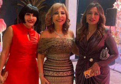 ليلى علوي تهنئ نور نجل لميس الحديدي وعمرو أديب بخطوبته