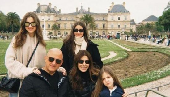 نانسي عجرم تقضي عطلة عيد الفصح في باريس برفقة أسرتها