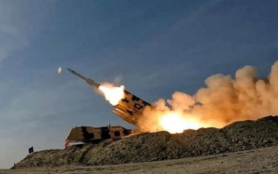 هجوم صاروخي إيراني يستهدف وسط إسرائيل