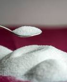 أسعار السكر تتراجع بـ 1.8% في جني أرباح بعد قفزة "مارس"